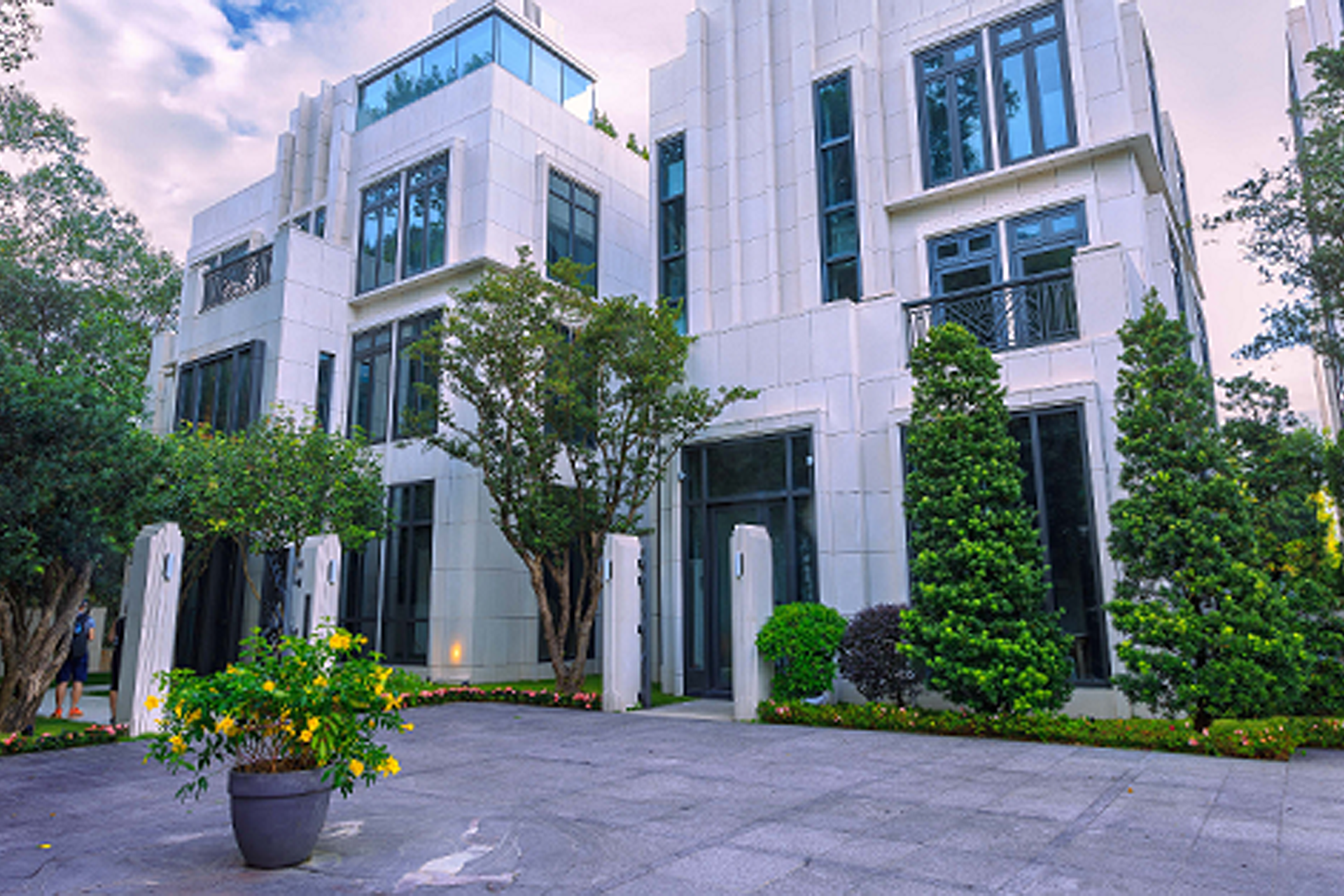 Mount Nicholson Flat B